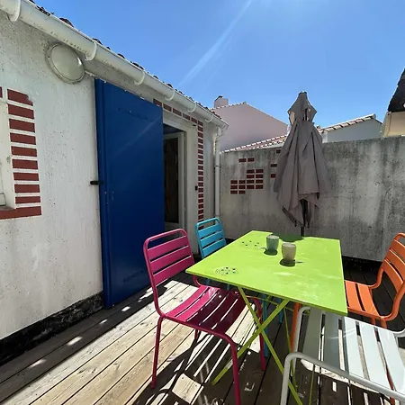 Maison De Avec Piscine Chauffee, Proche A - Fr-1-224a-69 بيت للعطل